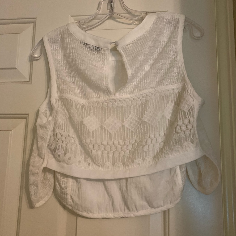 2 for $20 Miss Me detailed cropped top - Picture 2 of 2